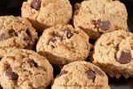 Extra Peanutty Chocolate Chip Cookies (Plate)